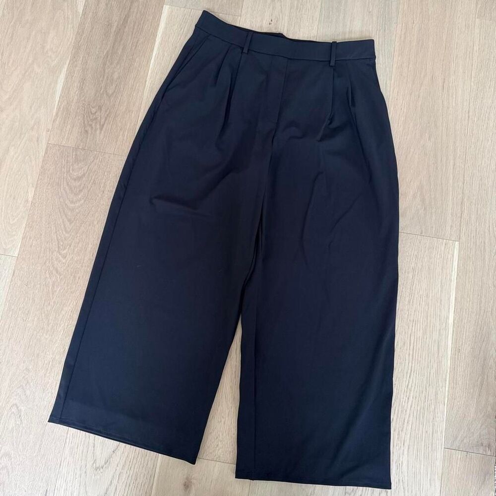 Lululemon Women's Black Trousers